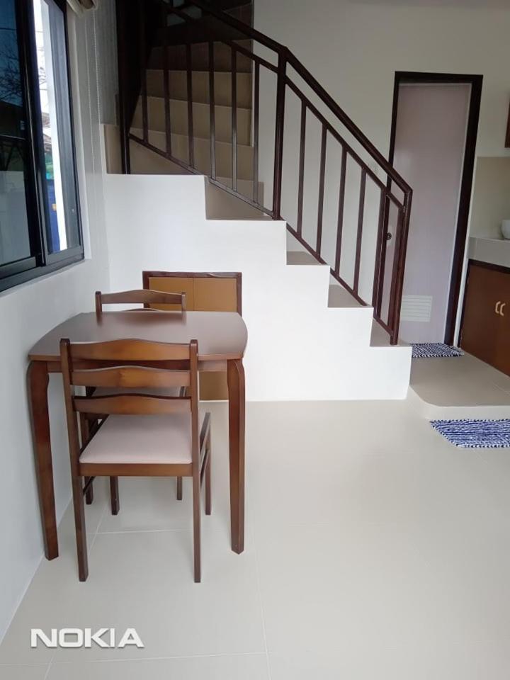 Grae’s Apartelle Moalboal Esterno foto