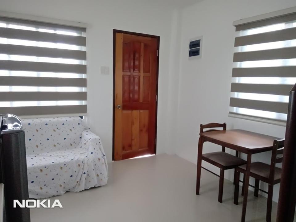 Grae’s Apartelle Moalboal Esterno foto