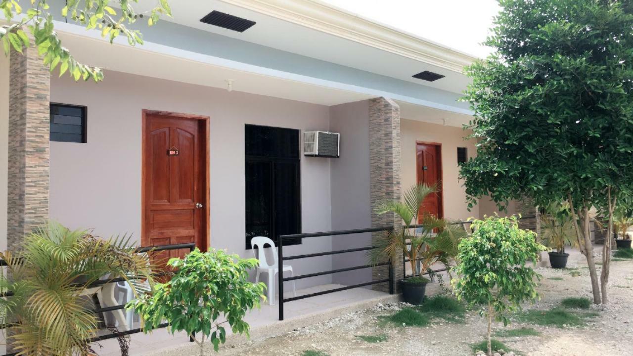 Grae’s Apartelle Moalboal Esterno foto